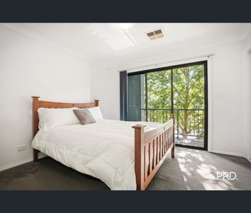 128 Lord Sheffield Cct, Penrith, NSW 2750 - Photo 1