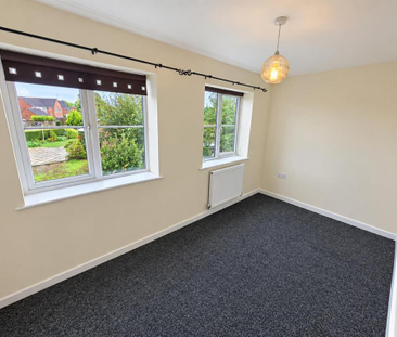 2 bedroom semi-detached house to rent - Photo 4