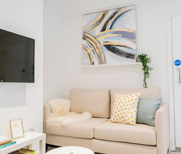 Micklefield Road, HP13 7EJ - Photo 1