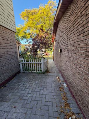 For Lease - 1659 Dreyber Court, Pickering, Ontario - Photo 1