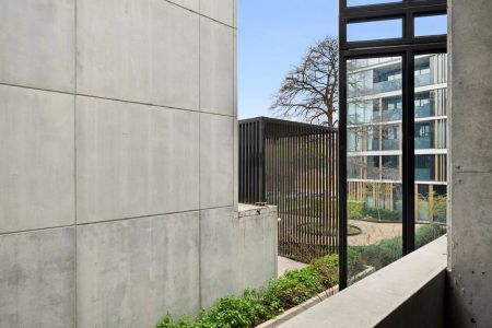 Convenience Meets Contemporary in The Heart of Canberra - Photo 4