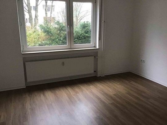 Familienwohnung im Erdgeschoss mit schönem Balkon! - Foto 1