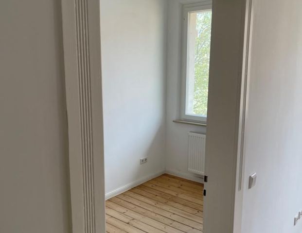4-Zimmer Wohnung im 4. OG in Nürnberg St. Leonhard - Photo 1