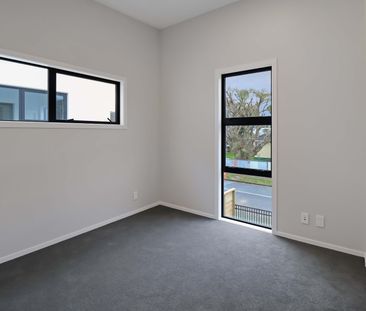 Naenae Living - Photo 3