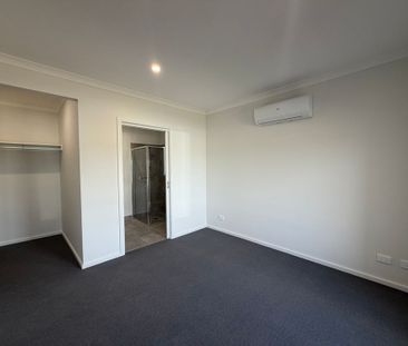 Stunning 4-Bedroom Home in Shepparton North - Photo 4