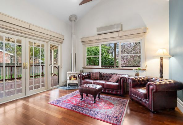 384 Peats Ferry Road, Hornsby NSW 2077 - House For Rent | Domain - Photo 1