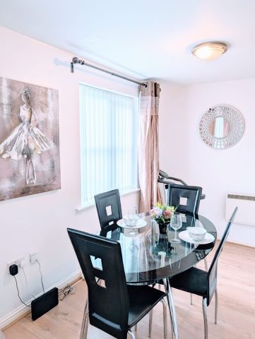 2 Bed Flat, Silchester Drive, M40 - Photo 4