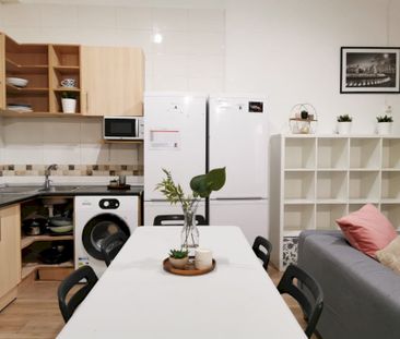 Individual room in central Madrid - Photo 3