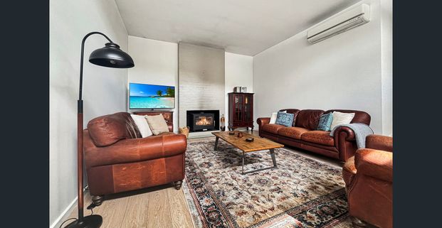 Alpine Luxury Just Minutes from Mount Buller - Photo 1