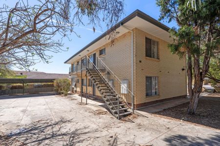 Spacious 2-Bedroom Unit - Photo 2
