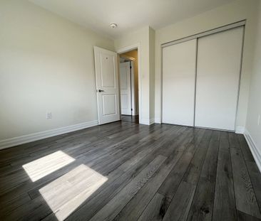 For Lease - 4 Limoges Street, Whitby, Ontario - Photo 4