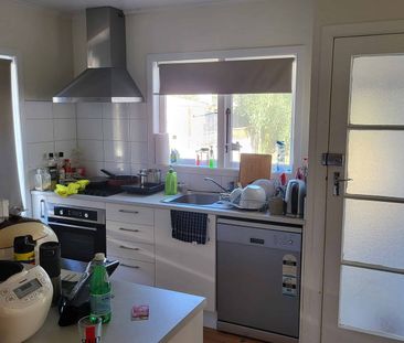 Henderson 3 bed, 1 bath - Photo 1