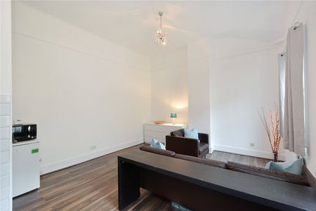 Commercial Street, Spitalfields, London, E1 6EB - Photo 2