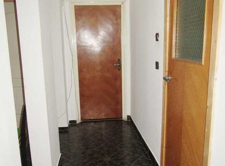 Apartament 3 camere, 60 mp, decomandat, parcare, zona strazii Mehedinti - Fotografie 5