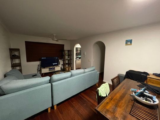 Burleigh Heads - Photo 1