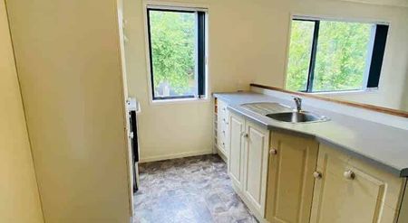 Modern Apartment Near Pukekohe Town - Photo 4