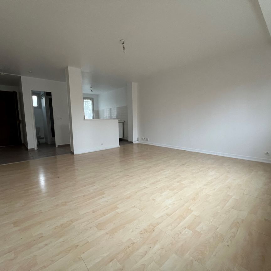 Location Appartement 1 pièce 36m² PONTAULT COMBAULT 77340 - Photo 1