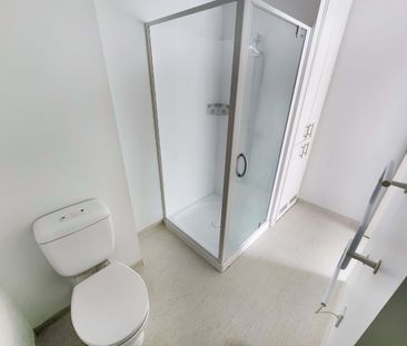 Inner City Studio Furnished Apartment. - Photo 2