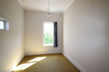8 Rolleston Street, Hokowhitu, Palmerston North - Photo 3