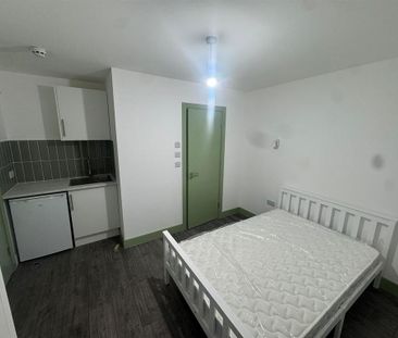 1 bedroom terraced house to rent - Photo 2