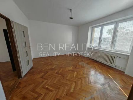 Pronájem - velký byt 3+1 Napajedla Husova - Photo 5