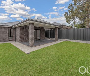 Open the Door To Spacious, Modern Family Living - Photo 5