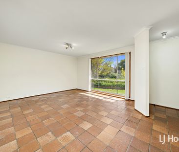 71 Twelvetrees Crescent, Florey ACT, Belconnen - Photo 1