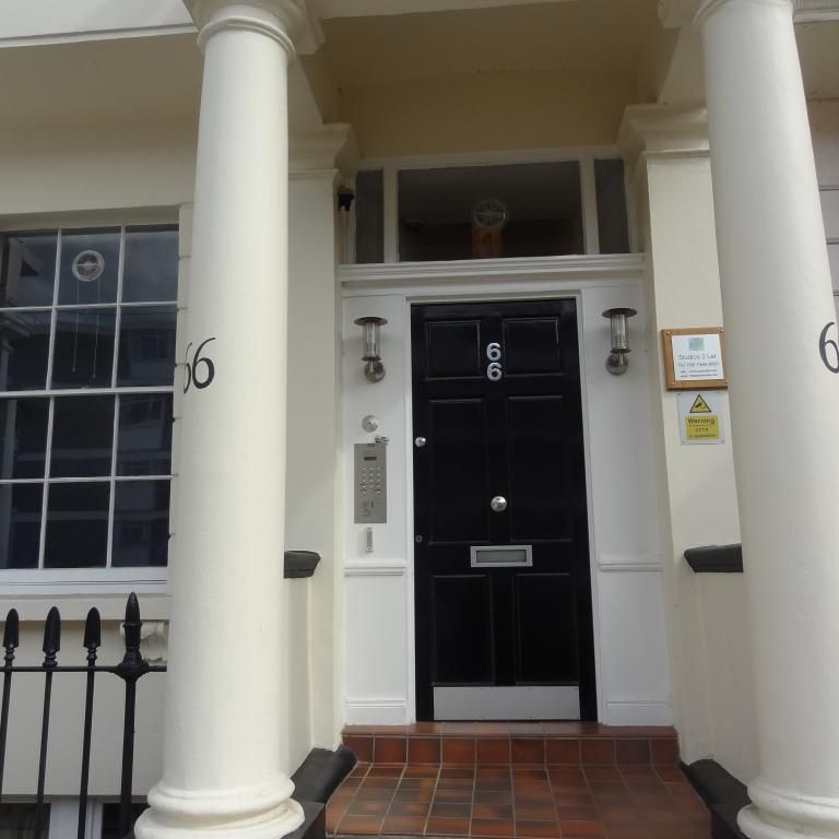 Flat 05 Claverton Street, Pimlico SW1V 3AX - Photo 1