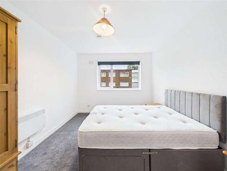 Eccles Old Road, Salford, Greater Manchester, M6 - Photo 3