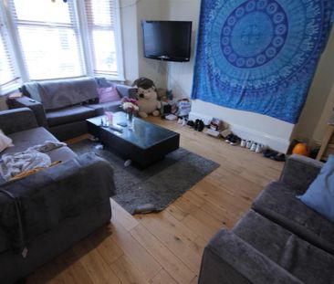 6 bedroom house to rent - Photo 1