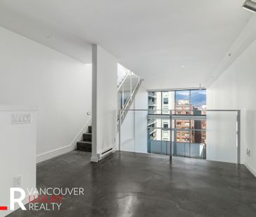 Penthouse in Downtown Vancouver, BC - Photo 5