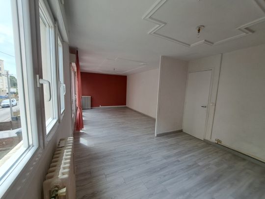 Location Appartement 3 pièces 83m² - Photo 1