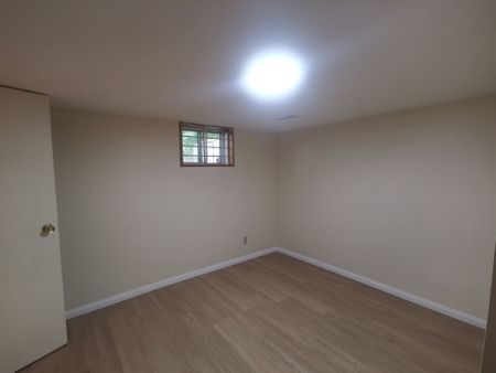 For Lease - 22 Buena Vista Avenue Unit# Lower unit, Toronto, Ontario - Photo 2