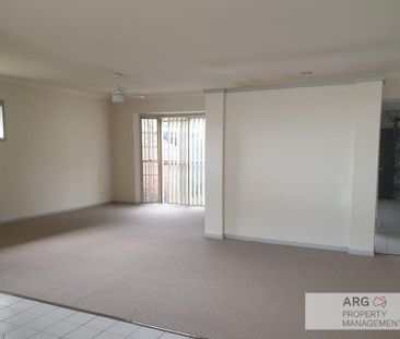 18 Kawana Crescent, Cornubia, QLD, 4130 - Photo 3