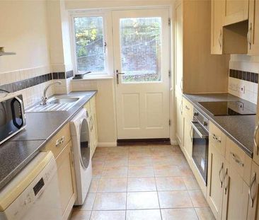 De Vere Close, Wallington, Surrey, SM6 - Photo 1