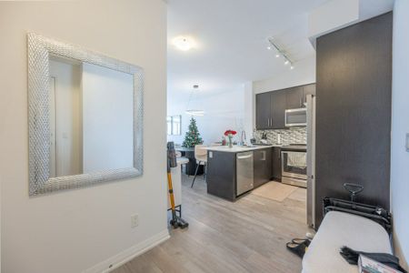 For Lease - 65 Oneida Crescent Unit# 811, Richmond Hill, Ontario - Photo 5