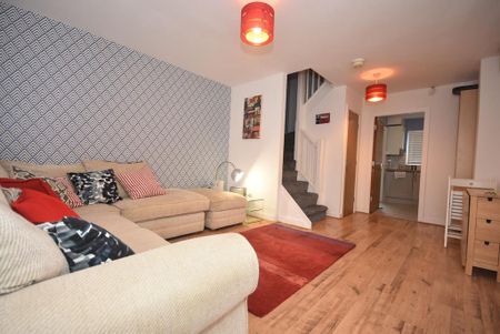 4 bedroom townhouse to rent - Photo 3