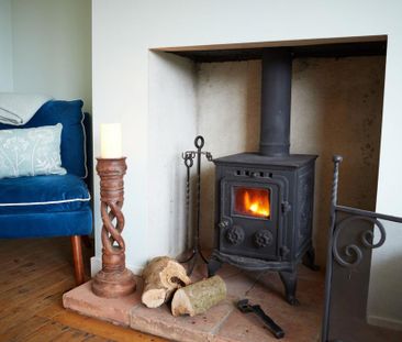 3 bedroom semi-detached house to rent - Photo 4