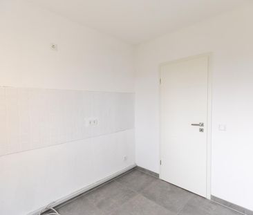 Pronájem bytu 3+1 • 85 m² bez realitkyPetersauracher Str. 39 Nürnbe... - Photo 2