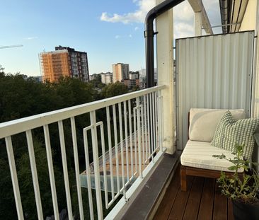 Ankdammsgatan, Solna - Photo 1