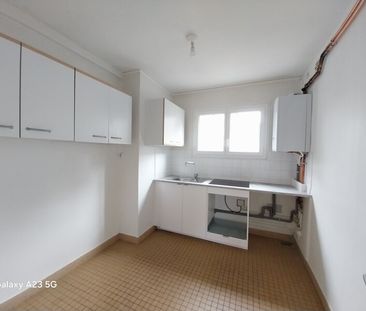 Location Appartement 2 pièces 42m² ORLEANS 45000 - Photo 4