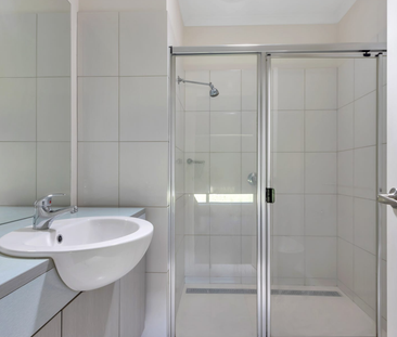 9 Derby Lane, St Clair SA 5011 - House For Rent | Domain - Photo 6