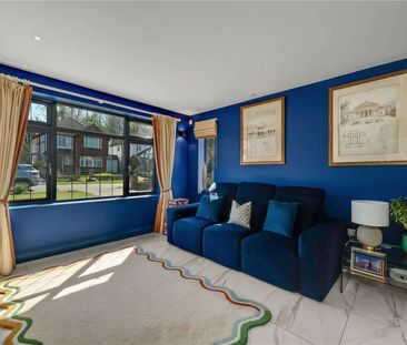 A beautiful 3 bedroom family home, with study and dressing room, se... - Photo 1