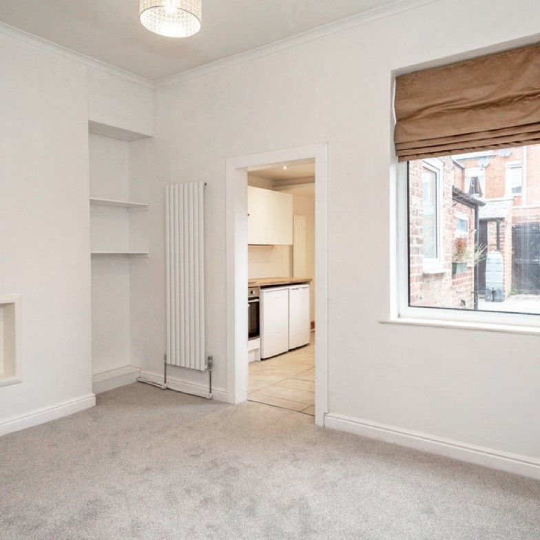2 bedroom terraced house to rent - Photo 1