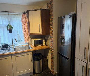 3 bedroom terraced house to rent - Photo 6