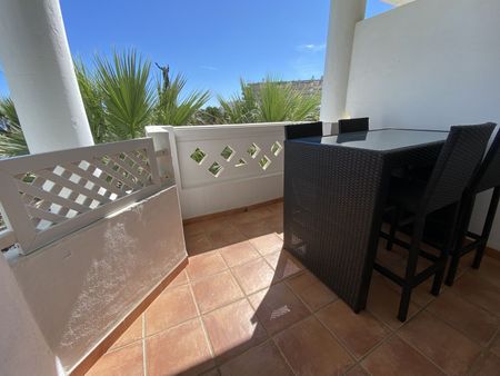 Middle Floor Apartment in Puerto Banús - Photo 4