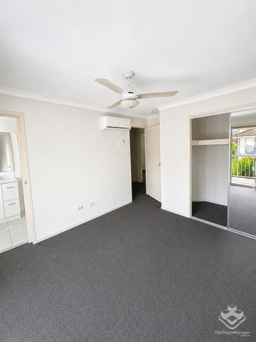 Modern Three-Bedroom Townhouse in a Convenient Petrie Location - Photo 3
