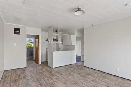 Modern & Move-In Ready on Ormond Road - Photo 4