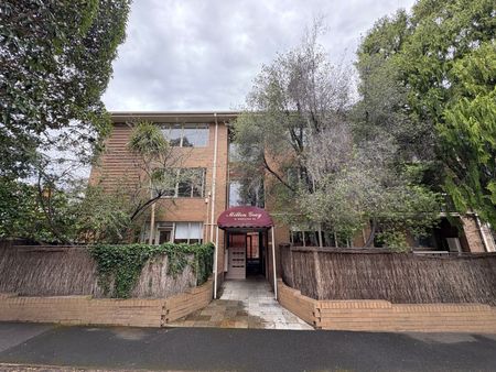 1/15 Wheatland Road, Malvern VIC 3144 - Photo 4