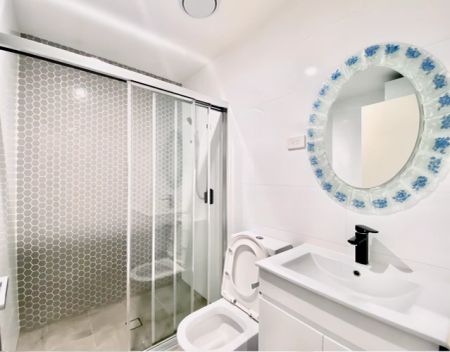 30 Blenheim St, Sydney - Photo 3